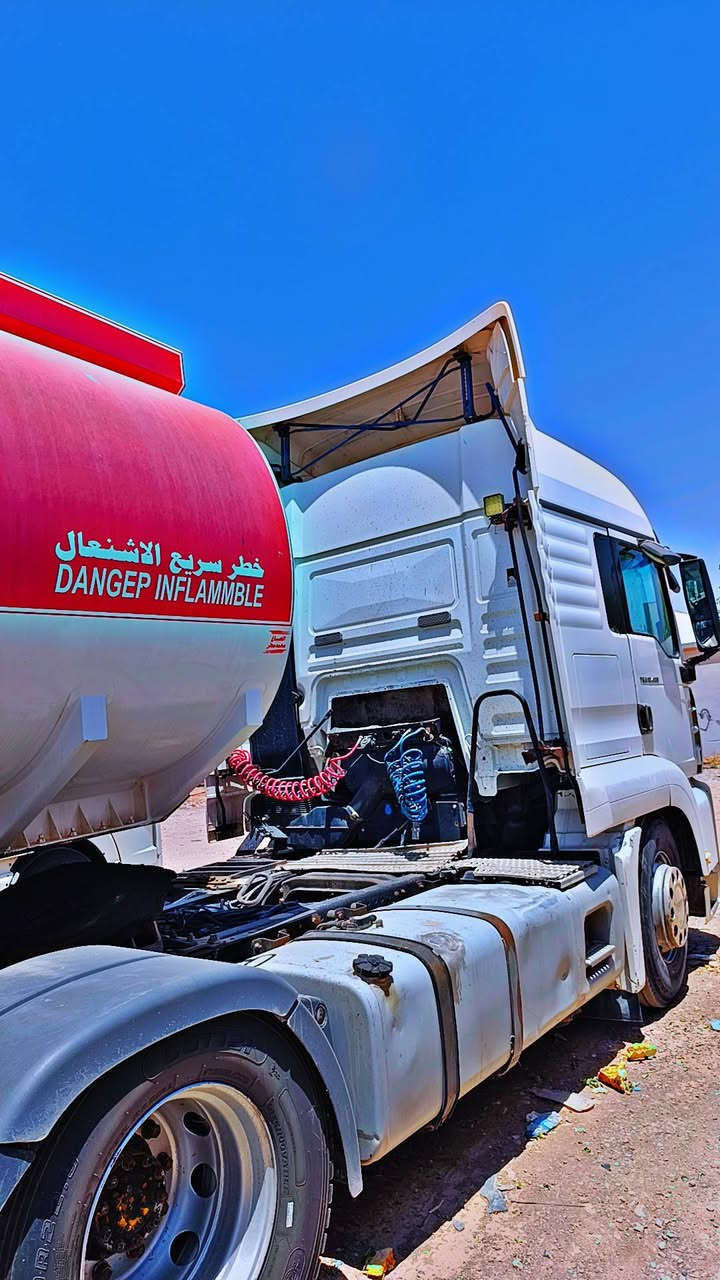 ەمان ۲۰۰۳ اوتۆماتیک ڕیتایدەر مکینە ٤٨۰ انجکتر سەنەوی بە ناو خۆمانویە بە سەر چوە تەنکر دبڵ تایر لە سەری ڕبتە سیارەیە زۆر پاکە لە ناو ئیشایە شاسی اوتوبانە سعری ۱۱٥ گەڵا
***********
ەمان ۲۰۰۳ اوتۆماتیک ڕیتایدەر مکینە ٤٨۰ انجکتر سەنەوی بە ناو خۆمانویە بە سەر چوە تەنکر دبڵ تایر لە سەری ڕبتە سیارەیە زۆر پاکە لە ناو ئیشایە شاسی اوتوبانە سعری ۱۱٥ گەڵا
