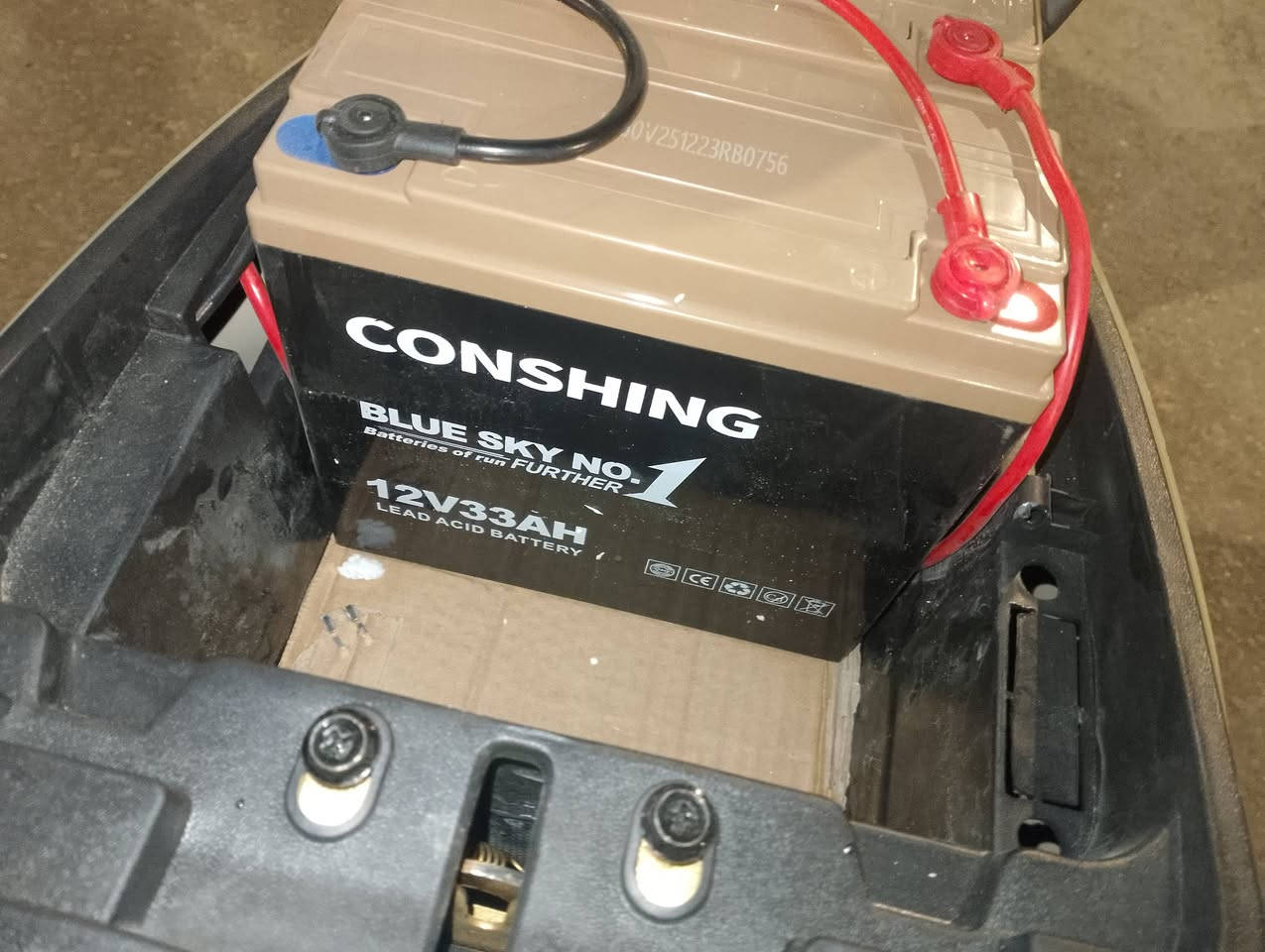 سلام عليكم ورحمه الله وبركات دراجه شحن ار 9 2026البيع بيه كسر يم المدكر الكدام  وين الاكشن شويه سعر 550وبيه مجال الطيبين عنوان بصره منطقه الحشد خلف ياسين خريبط رقم فقط واتساب ***********
