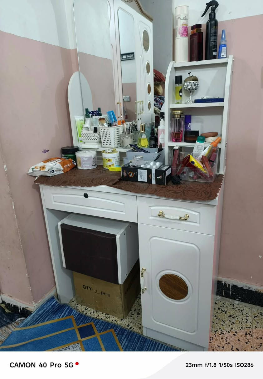 غراض بيت اخو الجديد كله نضيف التخم مابي اي ضرر عشره مقاعد اصلي والثلاجه اخت الجديده حجمها كبير الشراي شوف الصور والسعر عل خاص


**إذا كنت صاحب هذا الإعلان وتريد حذفه لأي سبب، رجاءا أرسل رسالة إلى الدعم الفني**