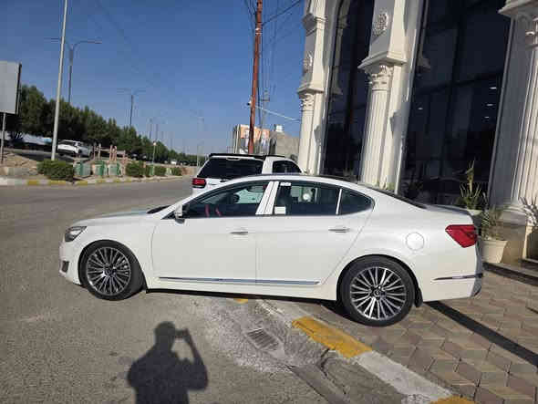 كيا كادينزا خليجي
الموديل: 2014 رقم اربيل بأسمي
وارد خليجي
السيارة فول ١/١ 
المواصفات
-بانوراما 
-تشغيل بصمة مع بصمة الابواب الامامية
-نظام ترحيب
-انارة بالمرايات والابواب الامامية
-كاميرا وحساسات خلفية
-حساس ماسحات
-بردة خلفية متحركة
-كشنات كهربائية جلد تدفئة وتبريد   
-لوحة تحكم بالكشن الخلفي + تدفئة كشنات
-لد امامي وخلفي
-منضومة زنون اصلية 200$ لايت نهار 
-تحكم كامل بالستيرن
-شفتات ستيرن رياضي بلادي
-نظام ترحيب 
-نظام صوتي infinty
-مري شفط مع الاشاير
-ويل حجم ١٩. 
-مرايات قلاب ويه R
ماشيه 158 
وباقي مواصفات الكادينزا معروفه 
السيارة بيها بنيد اثر شخوط فقط بدون دواخل  بدون ايرباك سيارة جديدة وماناقصها شي السع 155  وبيها مجال بسيط 
***********
