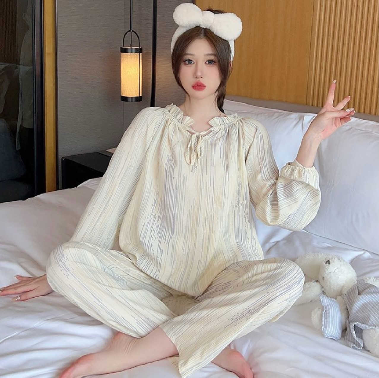 بجامة قطنية واسعة اللون اوف وايت منقشة ✨

السعر ١٠ الف

متوفر لدينا نظام الجملة والمفرد باسعار مناسبة 

لأنكِ تستحقين الدلال 💕

#بجايم #اناقة #ترند #explore #بنات


**إذا كنت صاحب هذا الإعلان وتريد حذفه لأي سبب، رجاءا أرسل رسالة إلى الدعم الفني**