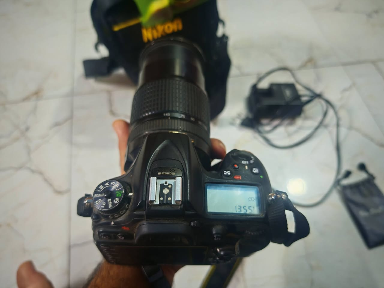 السلام عليكم 
كامره نيطون 7200
استخدام شخصي
نضيفه
ملحاقاتها
جنطه
رام 32
كفر جيلاتين
بطاريه عدد2
شتر تقريبا47k
السعر650
العنوان الديوانية الشاميه
***********
