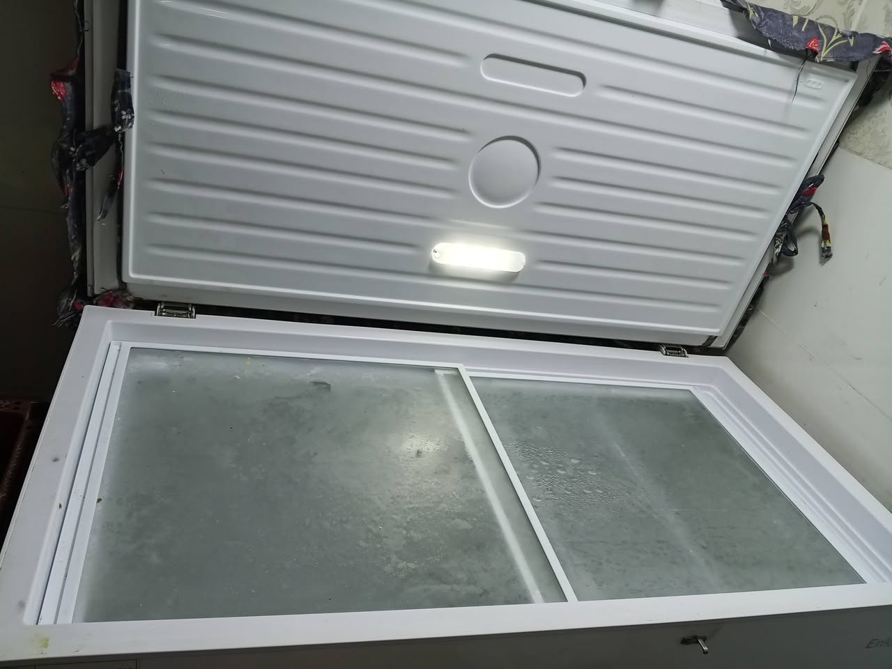 السلام عليكم مجمده للبيع صار شهر من اخذتهه اخت الجديده المكان ديالى بعقوبه الرحمه للاستفسار ***********
