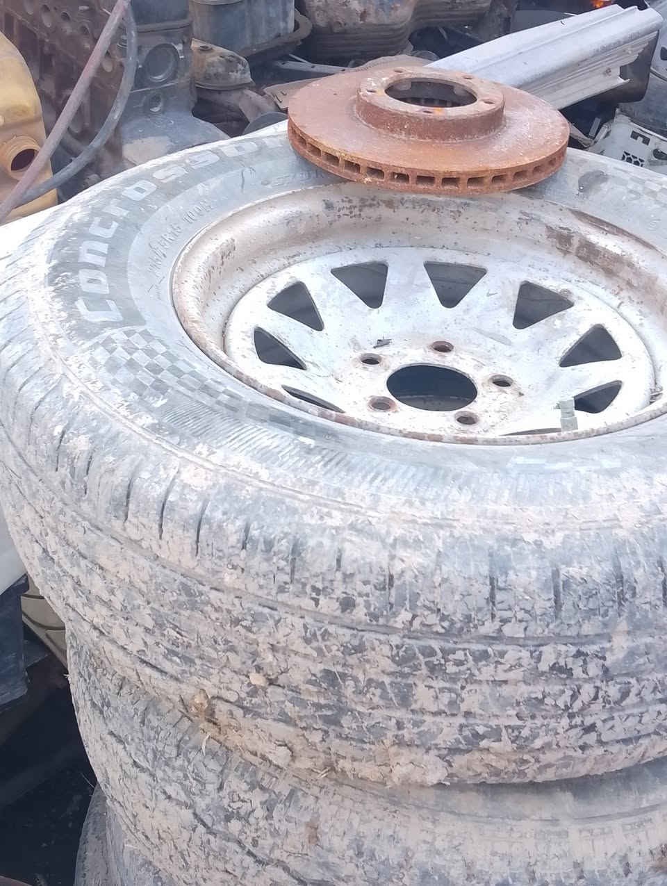 سلام عليكم غراض بيكم تيوته زائد دير عنوان ديوانيه عفك حي صناعي  رقم *********** حجي حسين
