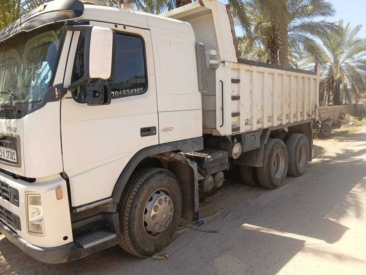 فالفو ٢٠٠٤ شيطان حجم ٤٢٠ سنكل بس شاد مجموعه لعمل سنويه ٢٠٣٠ تنفد السياره باسمي تحويل شرط مكان السياره صلاح الدين متواجد وتساب وتصال  ***********
