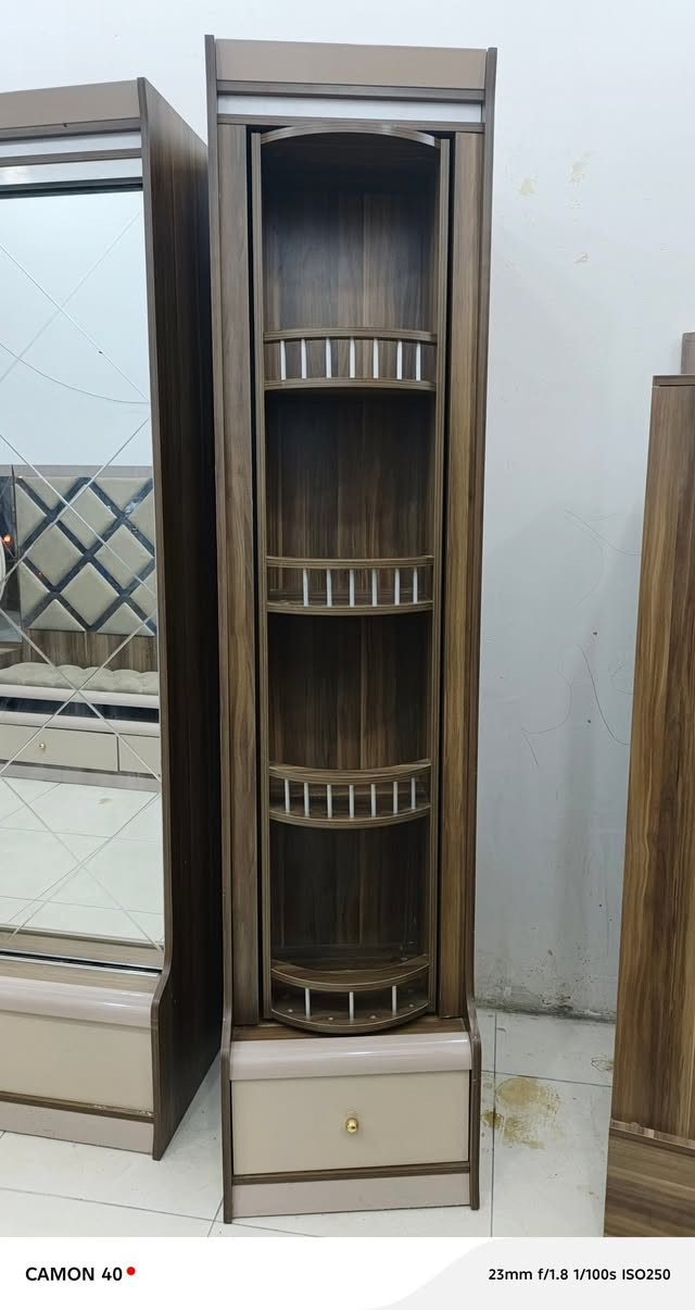 غرفه تركيه 10قطع نظافه فول العنوان اربع سايدات جدد مال عبجية قرب صيدلية محمد جاسب بدر ميسان ***********نشتري (جميع الغرف تركيه والعراقية والكناتير دز خاص)
