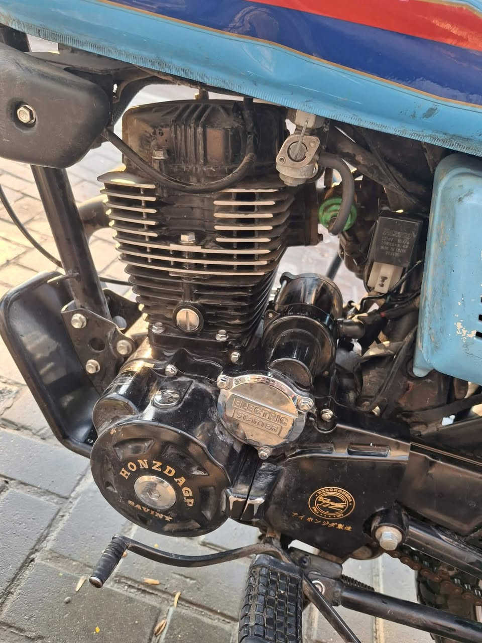 سلام عليكم .دراجه سيفاني .موديل 2025 ...5كير. المكينه والكير كفاله .اوراقها كامله السعر 600. وبيها مجال شي بسيط .عنواني الدوره. رقم الهاتف ([***********])
