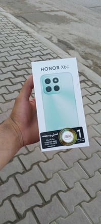 للمراوس ب ايفون اكس ار او اكس ار محور ١٧  ذاكره 256 07777669092