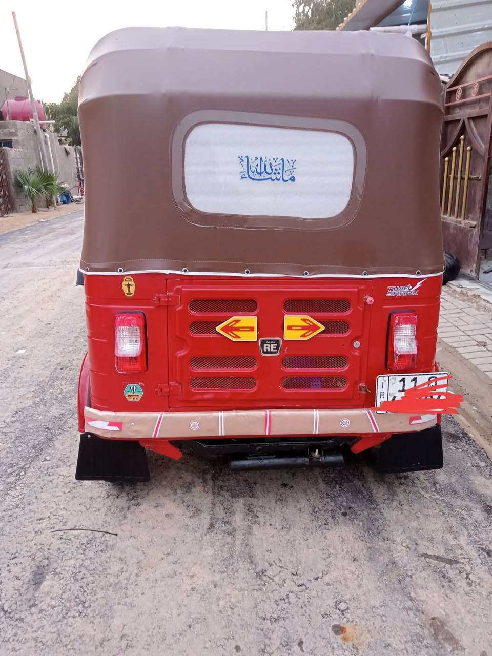 السلام عليكم للبيع تكتك ١٨ نازله با١٩شهر١ رقم وسنوية تحويل ثانيي يوم مكينه لا تنقيص  ولاتبخير كهربائيات كلها شغاله كشرمعمر الدوسات وبيها لغد معمر ولباقي مكفول مكاني مدينة الصدر داخل بالخير سعر ٥و٨٠٠وبيه مجال مكاني مدينة الصدر داخل بالخير ***********
