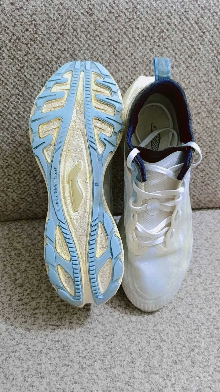 حذاء ماركة Li-Ning بالة اوربي  قياس 43 مال جري


**إذا كنت صاحب هذا الإعلان وتريد حذفه لأي سبب، رجاءا أرسل رسالة إلى الدعم الفني**