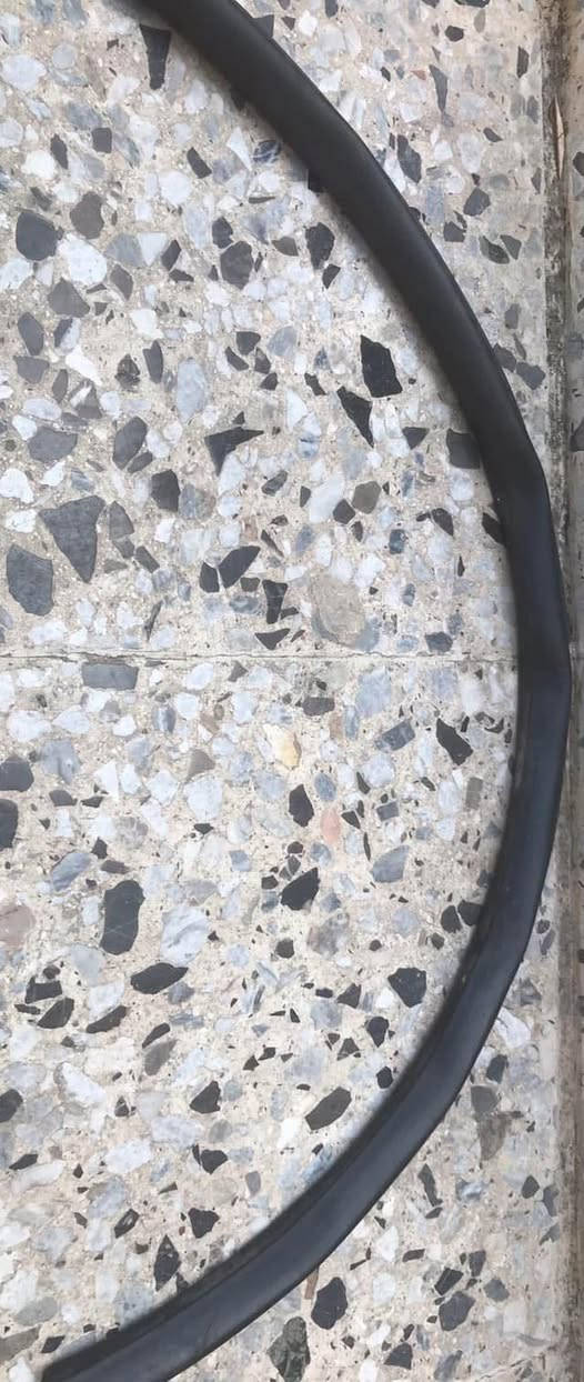 سەلامو عەلەیک
ئەم ئەشیایانە بۆ فڕۆشتن 
هی پاصە 
ئەشیاکان زۆرن سێری هەمووی بکە 
رەقەم:***********
ئەدمین🤍
