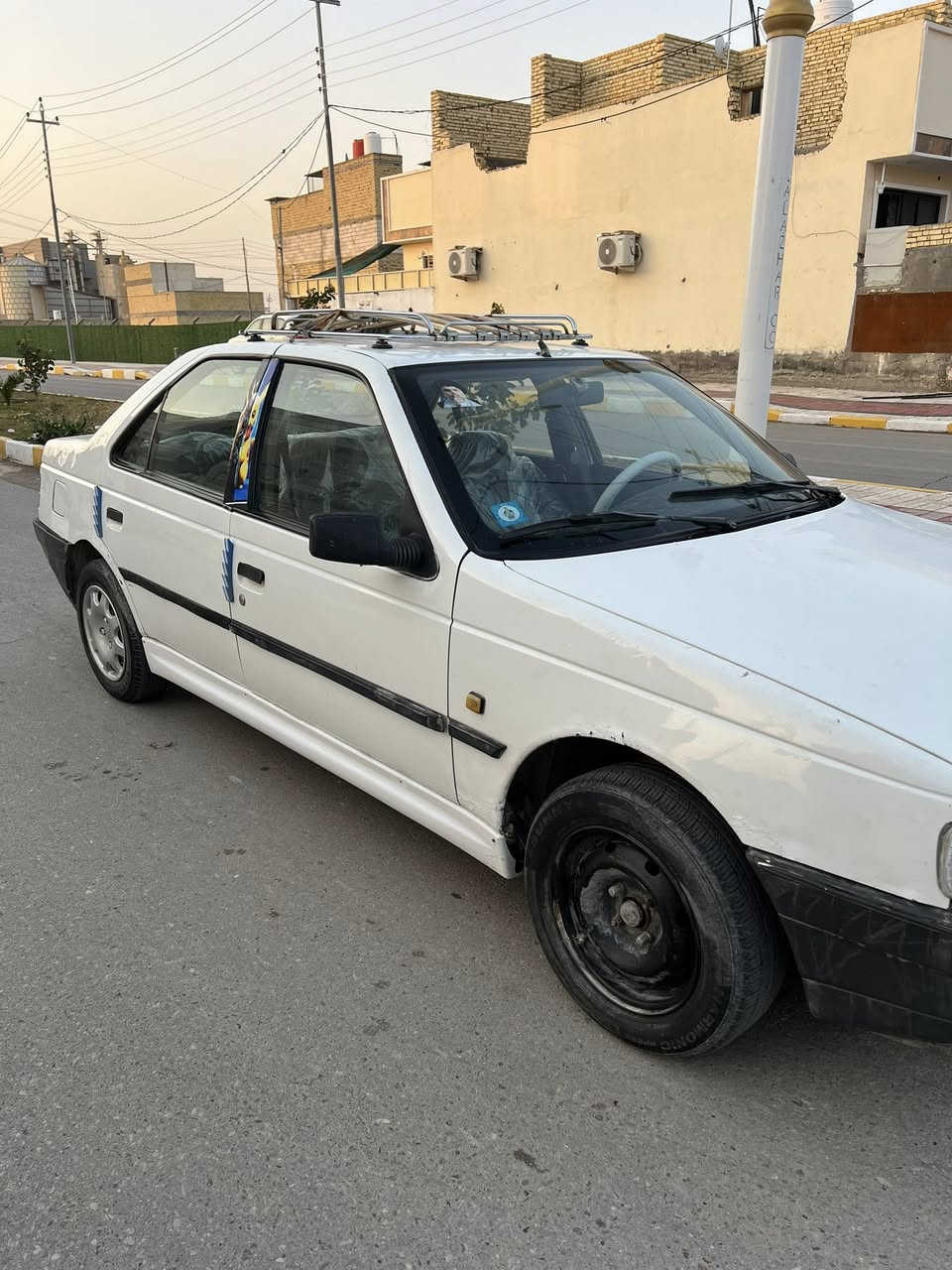 سلام عليكم بيجو روه مديل 2009 محوره اوتماتيك مكينه وكير ونجي 4سياره جاهزه حداديه تريد ثلج تخم تاير كهربائيات كلهااا شغلهااا سياره مانقصهاا اي شي سنويه ل30داخله هزه لسياره تريد مداور تريد وكاله سياره احله من الصور الله شاهد خير من الله مانقصهاا شي سعره  26 وبيهاا مجال ناصريه السكان الصناعي ***********
