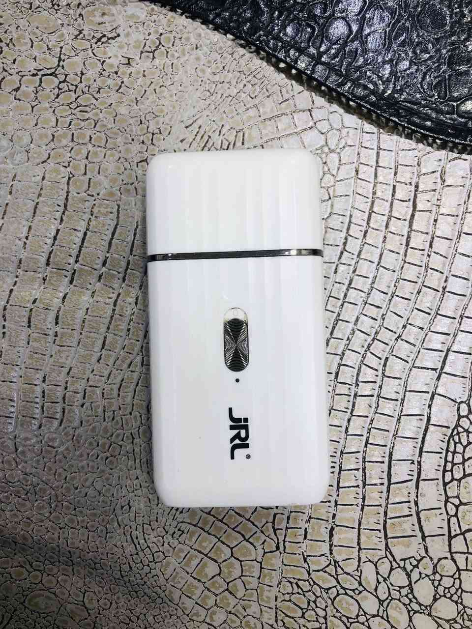 السلام عليكم مكينه jrl استخدام شهر عيبهه موضح بالصوره السعر 50نهايتهه الجديد ب100
***********
