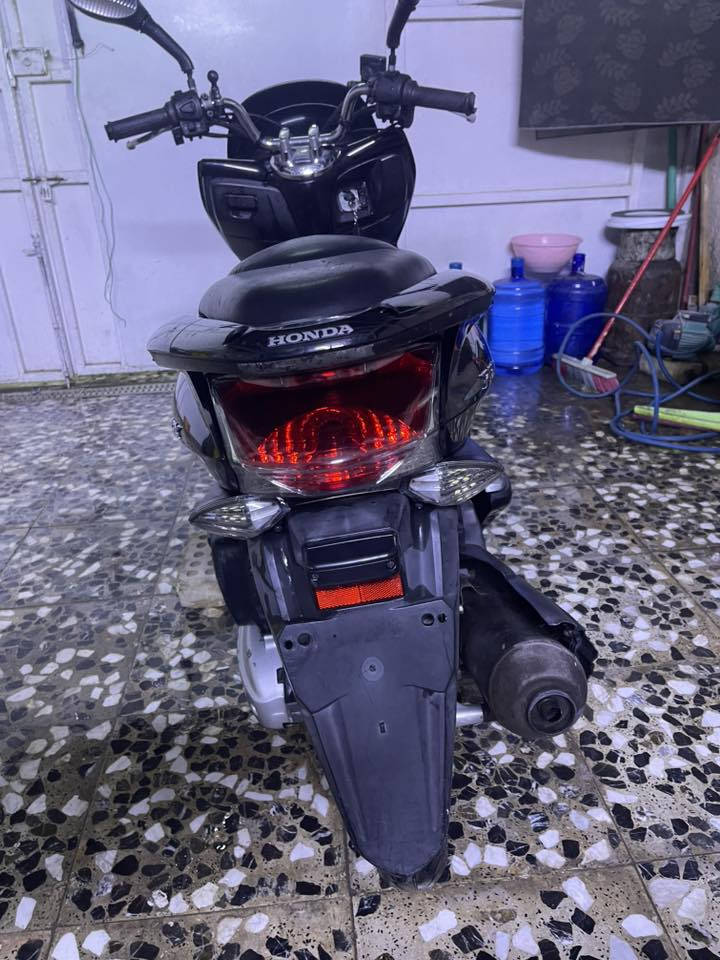 السلام عليكم PXCالجيل الاول ياباني JFكفاله عامه كفر ومكينه بلادي مكينه 125ccفول شلعه ومعدل يدات تدفئه شرط المكينه برغي مامفتوح بيهه جيب فيتر وافحص سعر1450وبيه مجال الرقم ***********مكاني الامين الثانيه نقص بس ستان تعليك
