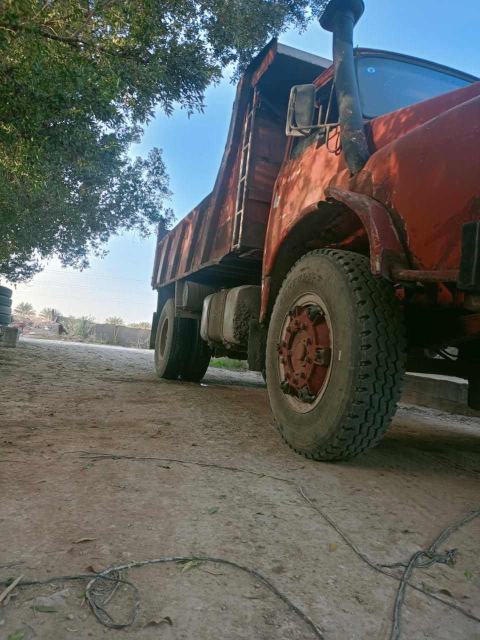 مان 81
رقم واسط نكليزي

سعر 13 وبي مجال

***********
