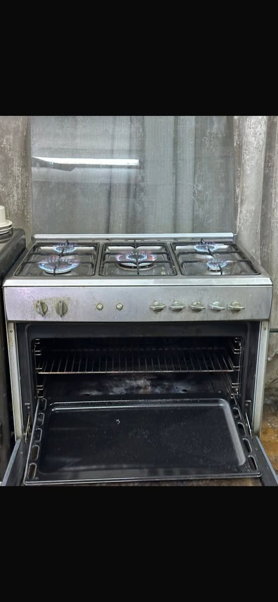 السلام عليكم  طباخ للبيع شغال شرط الفحص مكاني الكاظميه السعر 400 وبيه مجال بسيط


**إذا كنت صاحب هذا الإعلان وتريد حذفه لأي سبب، رجاءا أرسل رسالة إلى الدعم الفني**