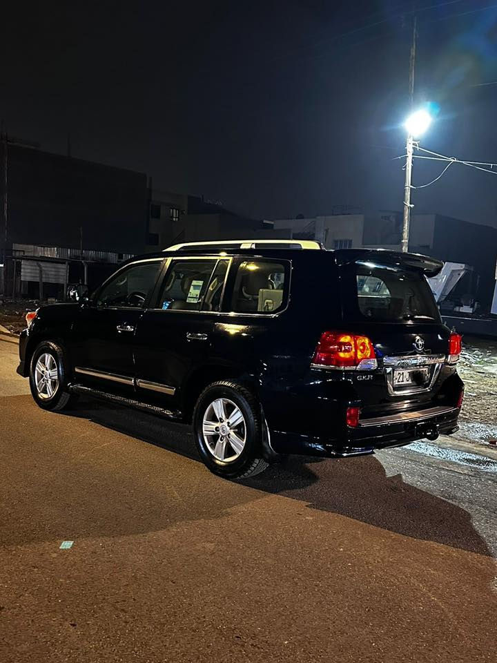 لاندكروز 2012 مكينه 6 سلندر ساز
ماشيه 119 حقيقي شرط الفحص 

مكفوله من الصبغ 
فقط مكانين صغار بارد 

بصمه 
فتحه 
8 ايرباكات 
كرسي كهرباء 3 دكم
تخم تاير جديد 
شاشه 
حساس 
مري قلاب 

السعر 345 ورقه 

0773 643 4272 

مكان السياره  بغداد

حي الجهاد.
