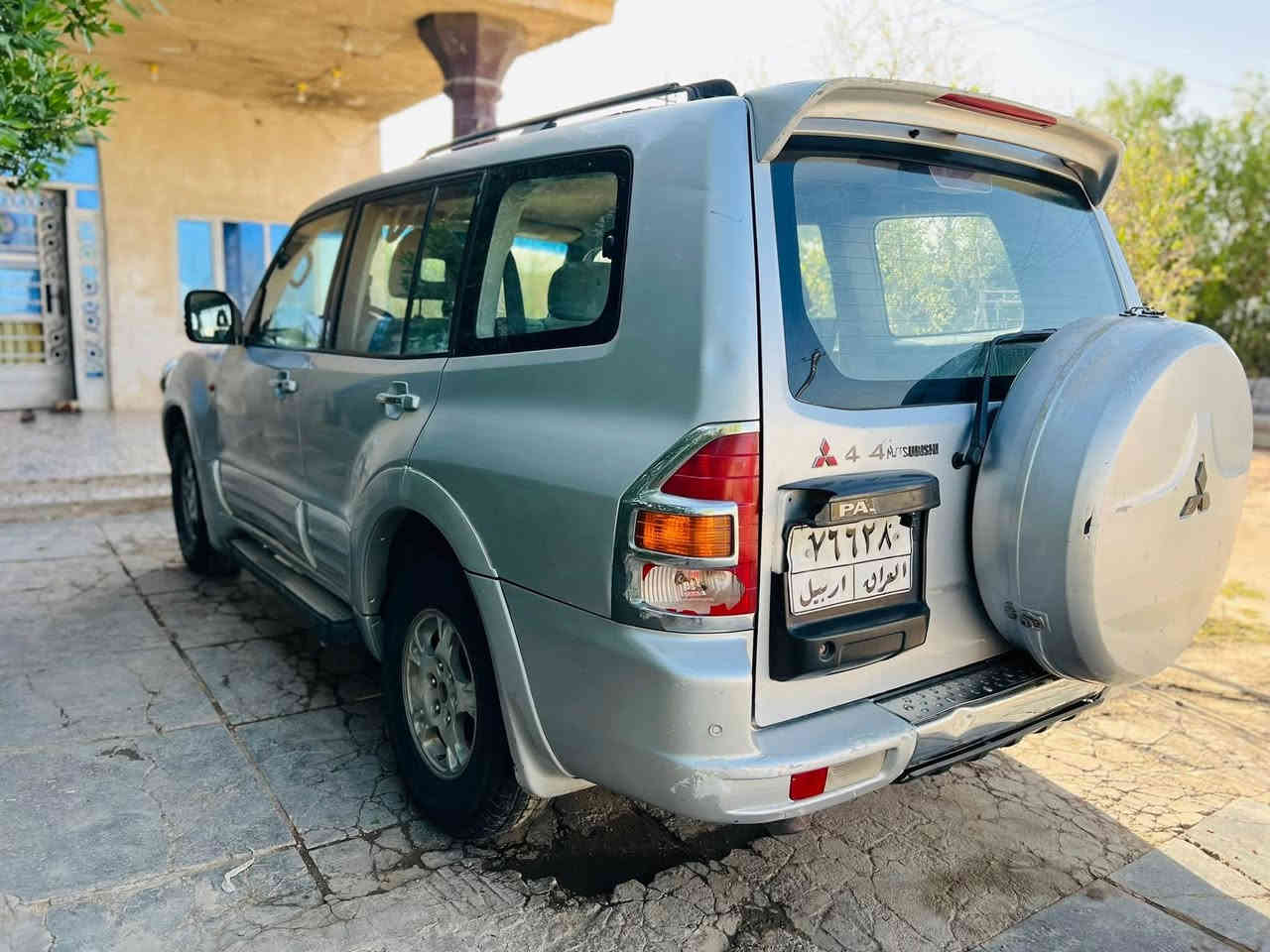 السلام عليكم باجيرو موديل 2002السياره7راكب محرك3000تبريد ثلج السياره تخم تاير جديد صدر خلفي كامل جديد محرك جديد كير ممتاز الرقم *********** السعر 73
