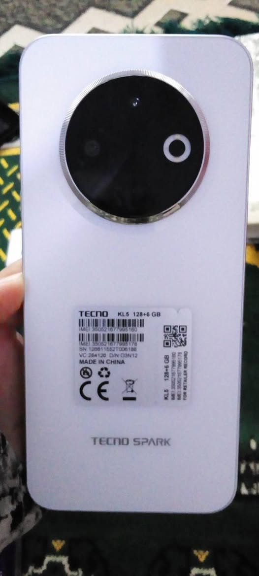 السلام عليكم ورحمة الله وبركاته
عيد مبارك لكم وكل عام وأنتم بخير 
هذا جهاز تكنو سبارك جديد ما مستخدم اشتريته قبل 4 أيام 
وهسه ما عندي رغبة بي، الجهاز ما مستخدم بعده بكارتونته، وي شاحنته وسماعاته هم نظيفات، وشاشة حماية، وكفرات إثنين 
السعر: من اشتريته 145 ألف 
ابيعه بسعر 140 ألف 
وشكرًا جزيلًا لكم 💌🤗🌷💜💜


**إذا كنت صاحب هذا الإعلان وتريد حذفه لأي سبب، رجاءا أرسل رسالة إلى الدعم الفني**