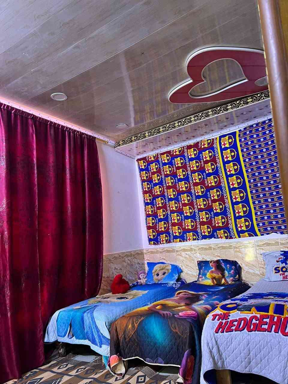 دار للبيع 100متر طابقين.  عنوان براكيه  خلف سيد حسينيه سيد حبيب. ***********
