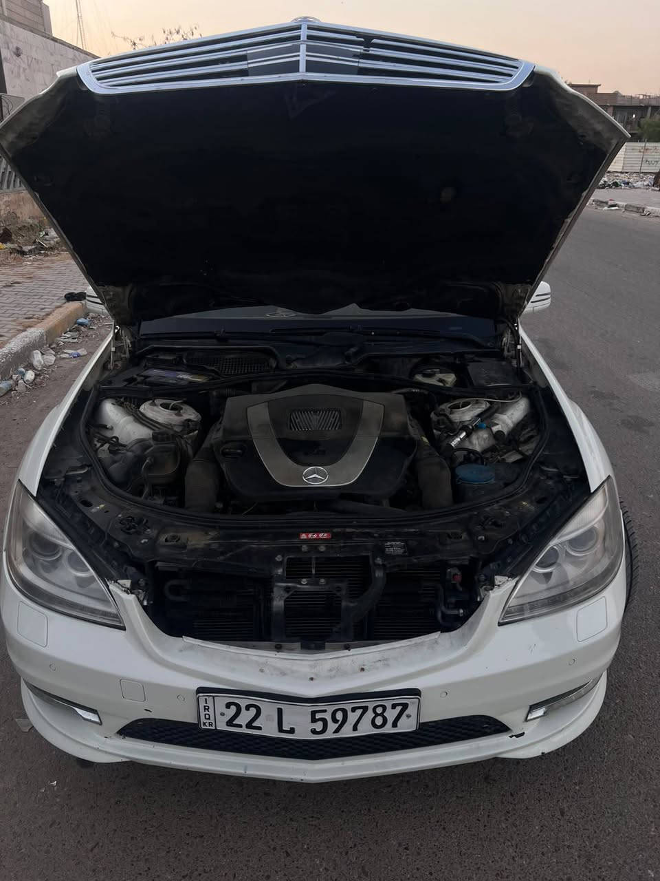السلام عليكم مارسيدس 2008محدثه2013 خليجي بيهة فقط اهلالات صبغ بدون حادث 
عليه كت كامل AMG
كير مكينه اكسل مكفولات
موصفات فول 
مري شفط
بردات كهرباء5قطع 
بيبان شفط
كشنات كهرباء خلفيه اماميه
خزن كشنات خلفيه امامي 
تخم جوبلسات جدد
ادامه جديده للمكينه
ثلاجه صغيره 
حساسات أمامية وخلفية 
شاشه وصطيه 
شاشات خلفيه 
كلشي شغال بيه موصفات خير من الله بيه 
السياره جاهزه من كلشي رقم اربيل الدولي تحويل ثاني يوم
السعر 170او بيهة مجال لا تخابرني عله امراوس مكاني بغداد الحسينيه مال راشديه ***********
