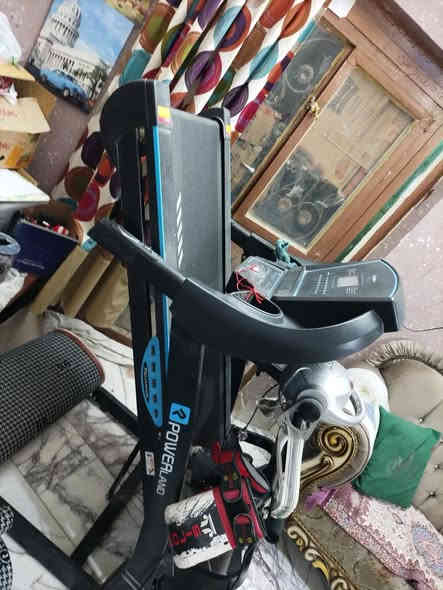 سلام عليكم
جهاز جري درجه اولى ماركه باور لاند ثكيل استعمال  قليل وزن 140 كيلو 
السعر 400 وبي مجال بسيط
عنوان بكرلي 
***********
يارزاق
