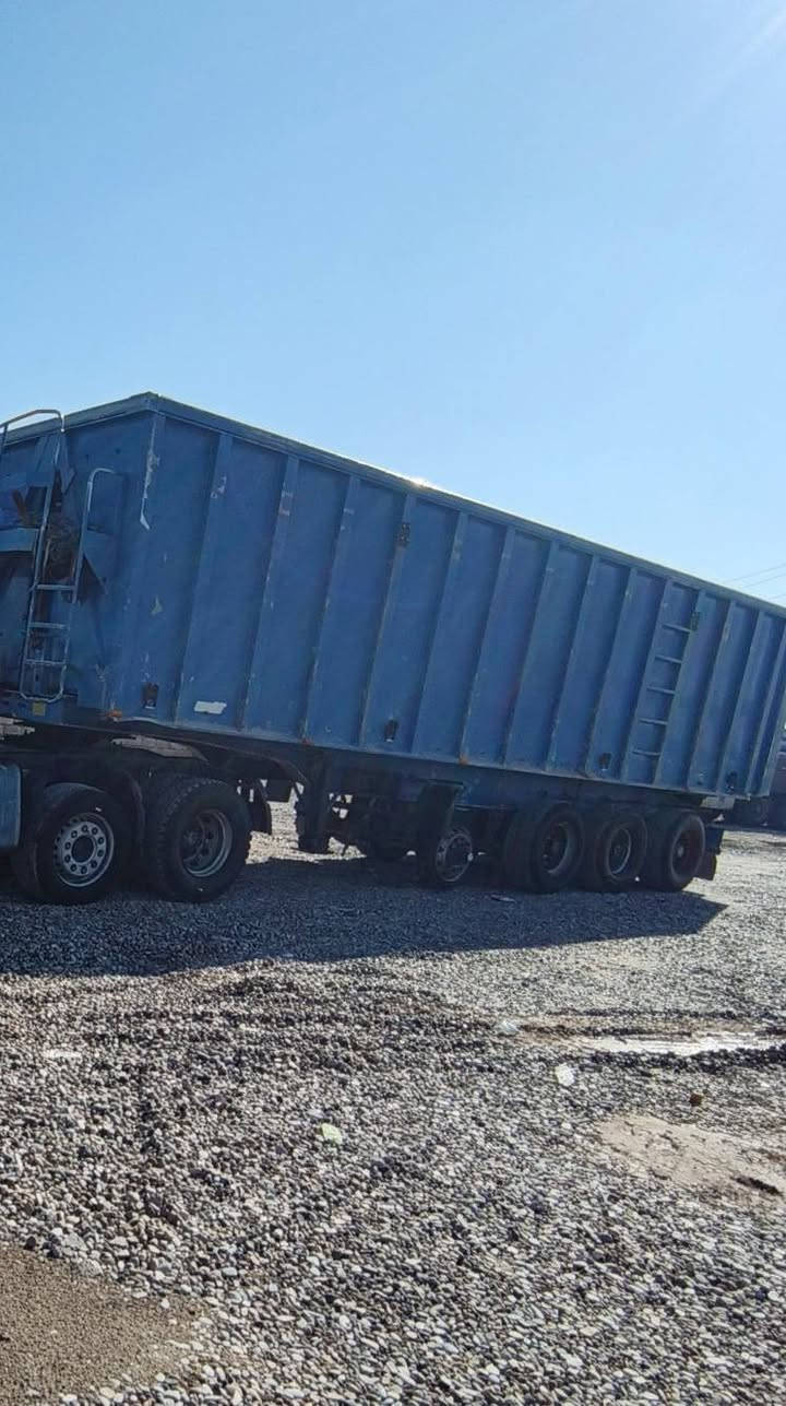 سلام عليكم  لبيع نساف ٤اربع محاور حموله حنطه ٥٠ اذراه ٤٠
رقم هاتف 📞 ***********
