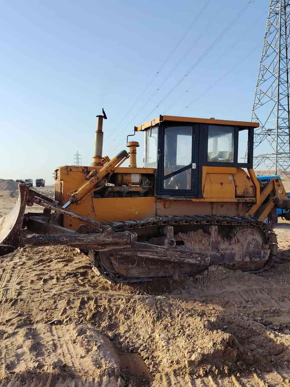 سلام عليكم بلدوزر الليجار ***********
