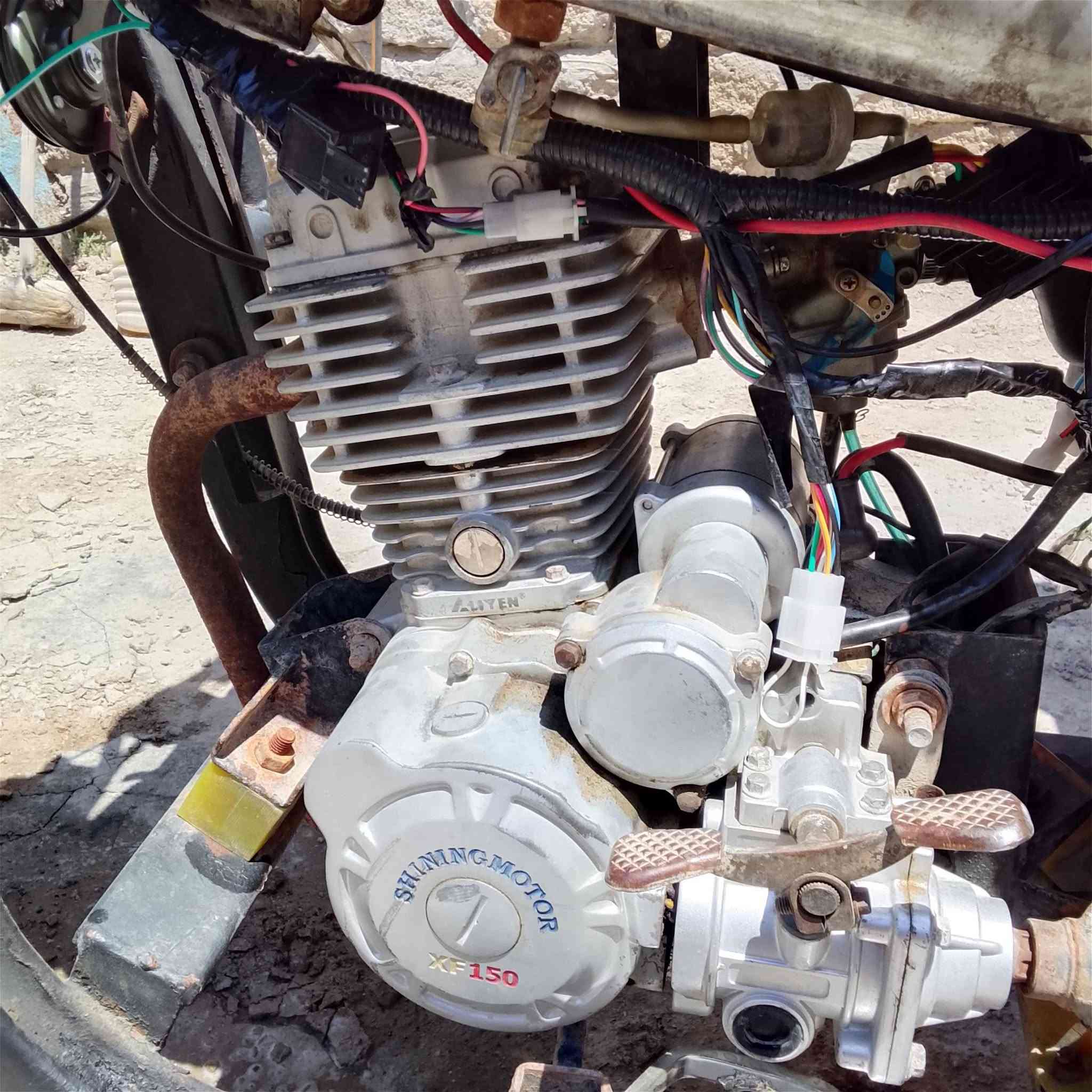 ام تي ار للبيع. مكينه كربلائيه 2020 اربع براغي.مفتوحه ولفات فقط. كلشي جديد ضفيره. لايت. هورن. جوزه. سكنات. شوته. شيش بريك. كابريتر جديد. تايرات جدد قبل شهر مشدودات. وياله مابيهن عواج ولا فطر.فيلسه جديد..... السعر 600الف قفل قفل قفل🔒 بدون مداهر محتاج واريد ابيعهاا المكان البصره الاهوير *********** واتساب واتصال ما متواجد خاص
