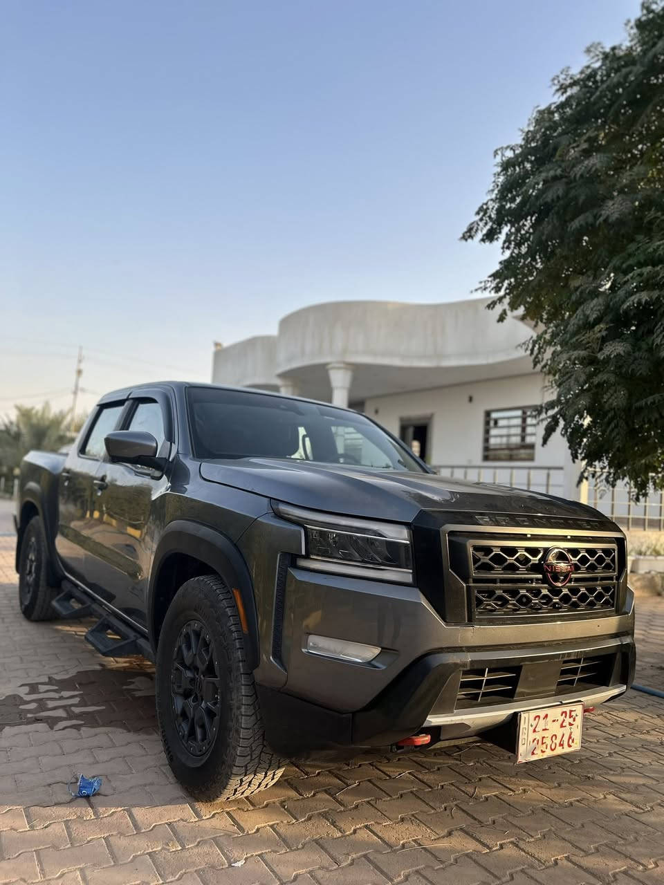 بيكاب نيسان فونتيره اكس برو 2024 فول موصفات فتحه سكف كشن وستيرن  جلد تدفه تبريد شاشه كبيره محرك سته سلندر لون نفطي راقم كامل سليمانيه السياره في كركوك التوصل معه هاذ الرقم ***********
