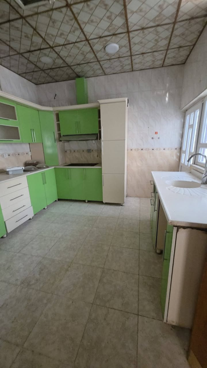 ؜🏠 عروض مكتب الرحمن 🏠
ـ ـ ـ

🔻 ( عقار للبيع زراعي مضمنون   ) 

         (مساحه الدار : ١٤٠  متر)
            (  واجهة ١٥ متر)

 طابق الاول :  استقبال  + مطبخ +  + هول  + غرفتين نوم + صحيات + كراج

طابق الثاني : غرفه نوم واحدة مع هول داخلي مع صحيات 

#العنـوان : تسعين قرب فلكة الراية خلف التجاري

#السعر: فقط اكتب تم ويصلك السعر على الخاص
ـ ـ ـ
نستقبل جميع العروض للدور السكنية والتجارية والزراعية بكافة مناطق كركوك
للمزيد من المعلومات مراجعة مكتب الرحمن للعقار
🔸ساحة الاحتفالات - ️شارع الغذائية - مجاور صيدلية ضحى عدنان.
أو الاتصال على:
***********
***********
