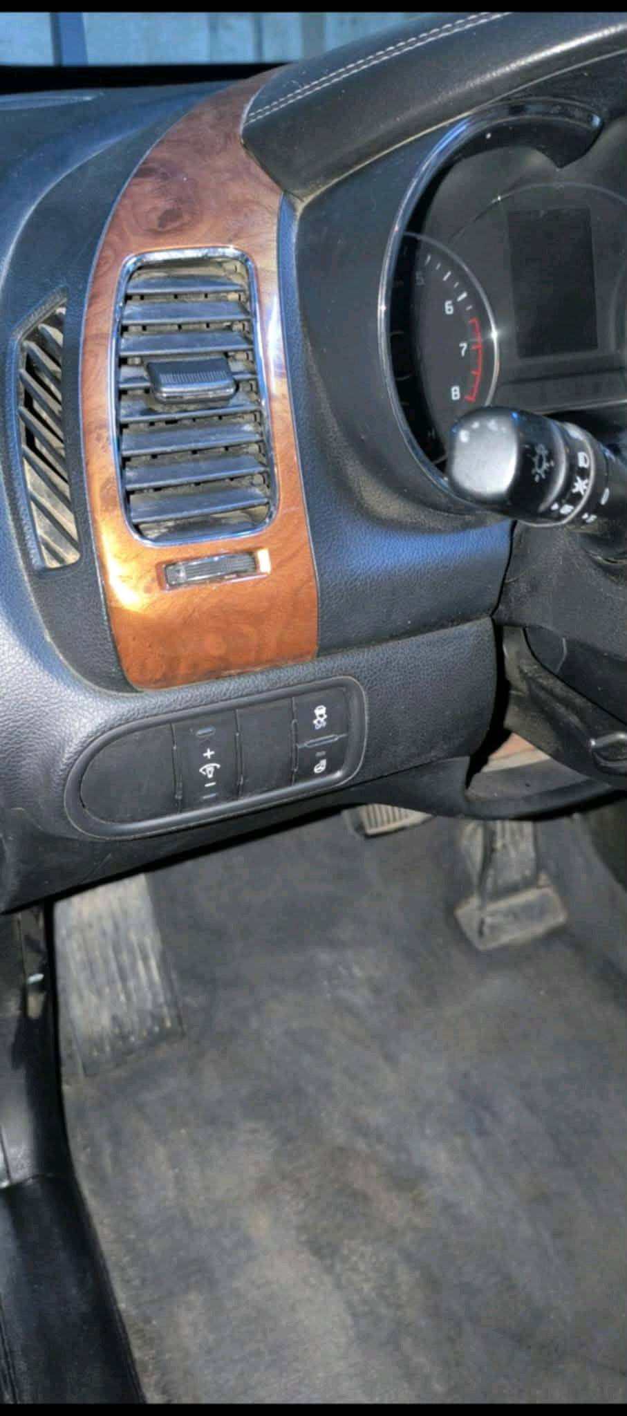 فورتي 2018 محرك 2000جي دي
تحكم استيرن بصمه تشغيل + بصمه بايبان اشاير مري تدفة كشنات امامي + استيرين + مري
تبريد قطعتين ثلاث انضمه الكير + كير اي تي المرغوب التفاصيل اكثر اتصل السونار والحادث مرفقات بالصور مكان السيارة بغداد الزعفرانية