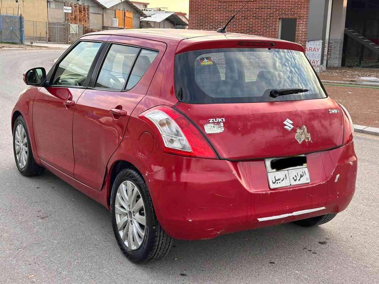 ساسوکی سویوفت  2013
78$
فوول مواسەفات   
مەکینە گەورە   
یەک پارچە سندووق ئەوەیش لەوێنە دیارە   
گێر و مەکینە بەشەرت    87هەزار ڕۆشتوە   چوار تایە نوێیە یەک دینار مەسرەفی تێدانیە
سفر حەفسەد و پەنجا چوارسەد و چل ونۆ
سفر چوار سی و حەفت 
0750 449 0437 أربيل, العراق
