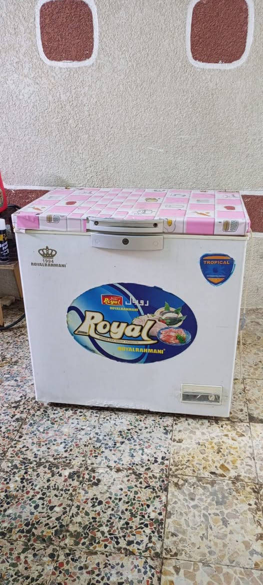 مجمده شغاله للبيع السعر 125 وبيها مجال العنوان بصره حيانيه دور الشرطه رقم الهاتف
***********
