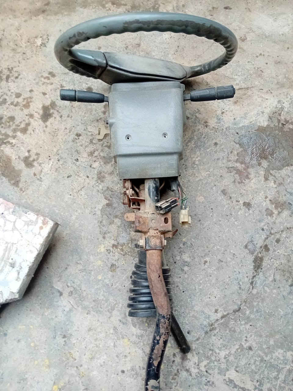 السلام عليكم سنيرن كنتر بزون للبيع للاستفسار اتصل ***********
