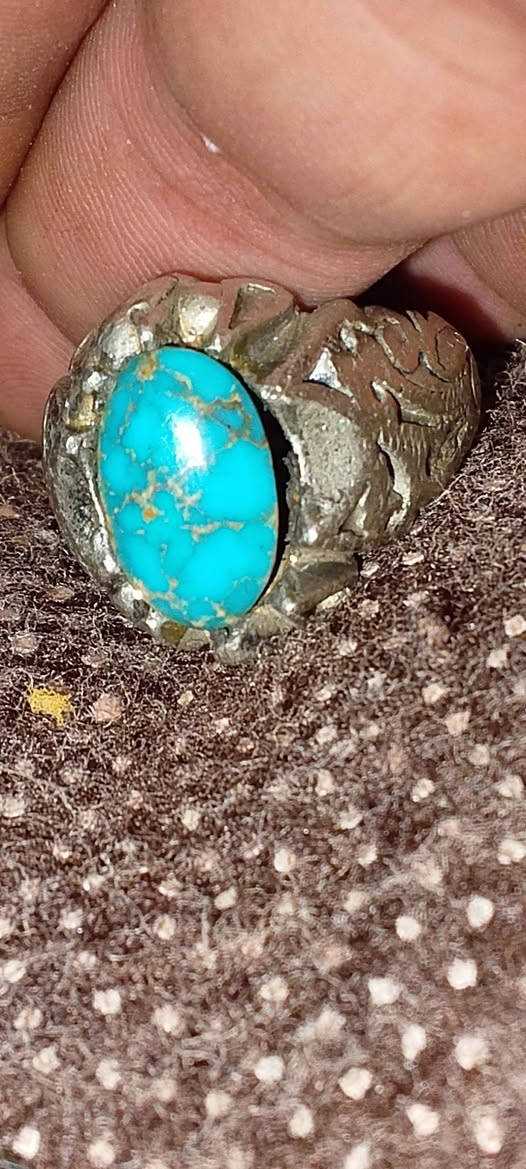 خاتم فضه صياغة خراسانيه قديمه سعره 25 البصرة, العراق


**إذا كنت صاحب هذا الإعلان وتريد حذفه لأي سبب، رجاءا أرسل رسالة إلى الدعم الفني**