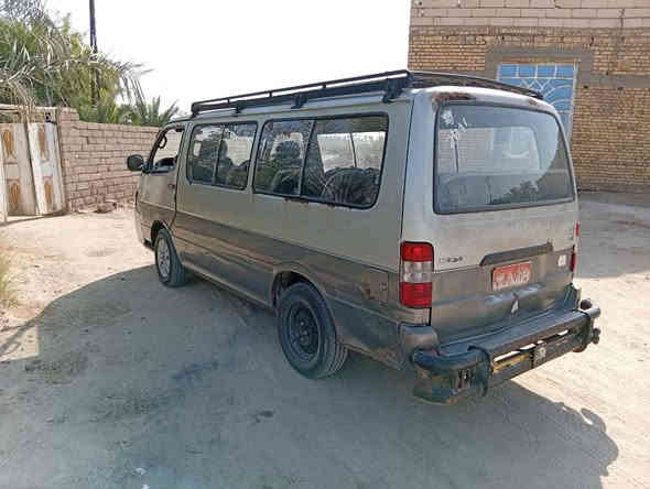 السلام عليكم مكلف بالنشر  
كيا جلبي ناصي موديل ٢٠١٠ مكينة جديده نوزلات جدد فيت بم جديد بلكات جدد وايرات جدد ضفيره وعقل جديده تايرات جدد حديدتها جدد وباتري جديد  سياره جاهزة مابيها نقص واريدها ب٣٠ وبيها مجال وراعيها موجود يريد مداور ناصرية سوق الشيوخ الفضلية للتواصل***********
