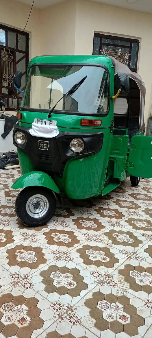 سلام عليكم شباب تكتك موديل 22شهر3 لوحه انكليزي تحويل ثاني يوم تكتك نضيفه وخير من الله المكان ديالى بعقوبة مدخل الرحمه متواجد رقم فقط
***********
