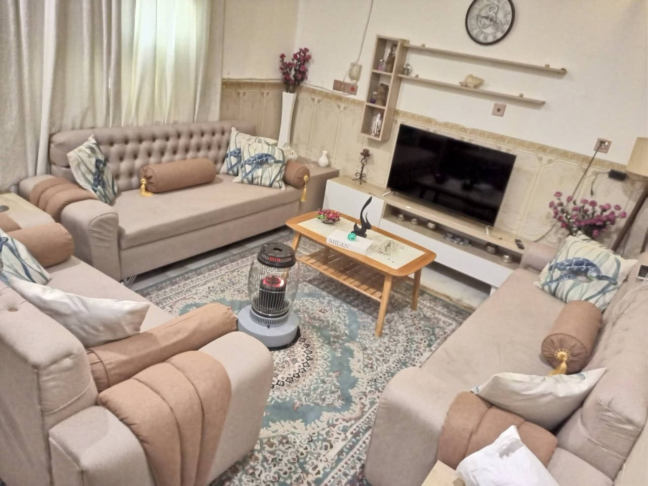 تخم قنفات 8 مقاعد للبيع نظيف


**إذا كنت صاحب هذا الإعلان وتريد حذفه لأي سبب، رجاءا أرسل رسالة إلى الدعم الفني**