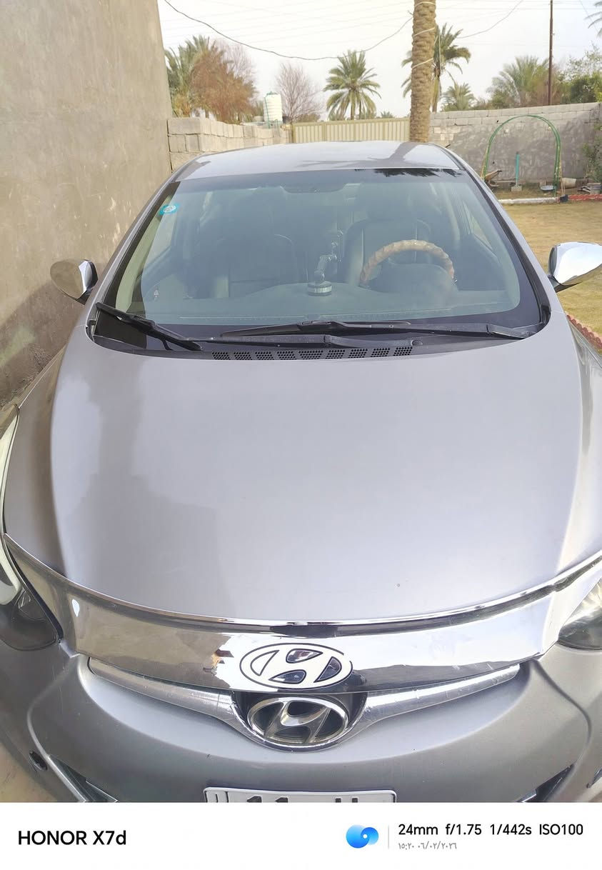 السلام عليكم النترا موديل 2016
مرشوشه أثر جراد السياره اليبل واحد ما مبدل بيها ولا قطعه شاشه كامره خلفيه تحكم ستيرن مانع النزلاق
رقمها بغداد بسمي سعر 100 وبيها مجال التواصل *********** واتساب
