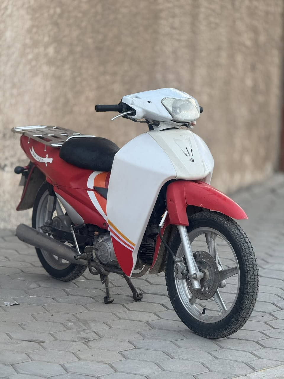 سرفيز للبييع بنز ودسك. الماطور جاهز من كلشي وكلش نضيف ***********
