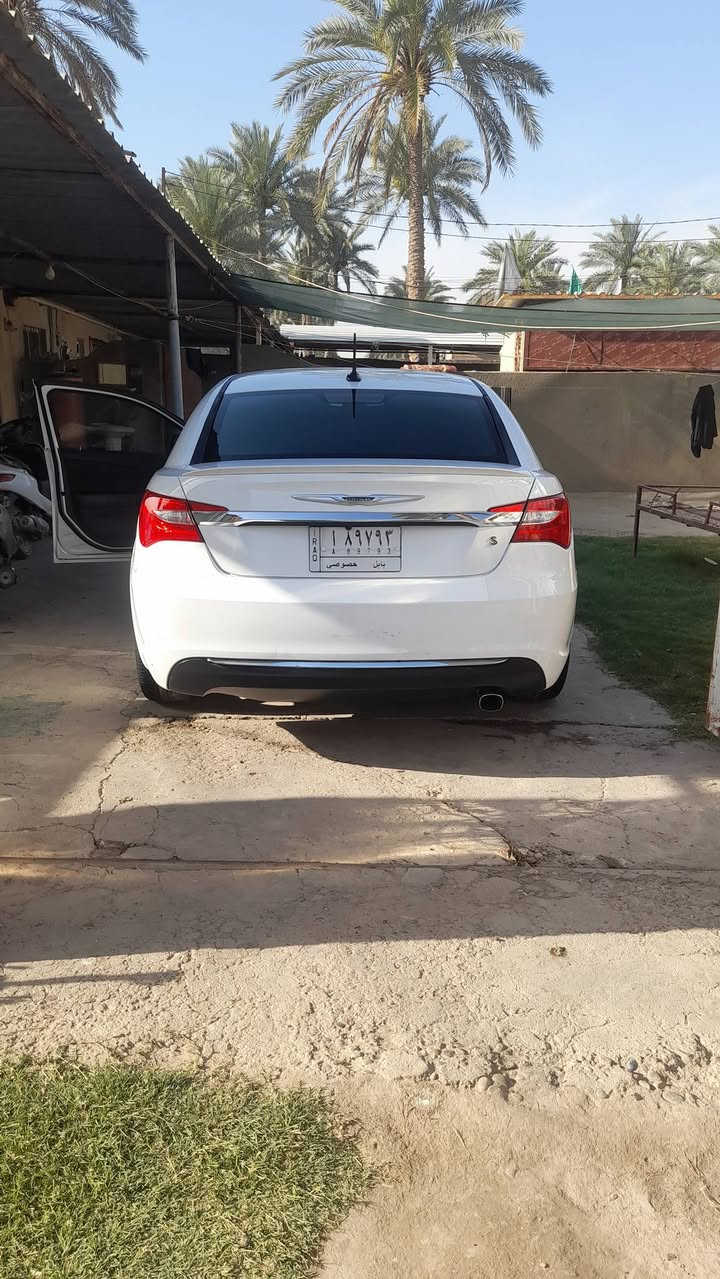 سلام عليكم سي 200 13السياره جاهزه كير محرك مكفولات تبريد شغال حادث دعاميه بدون ايرباك  السعر 95 وبيه مجال مكان بابل ابي غرق للاستفسار ***********
