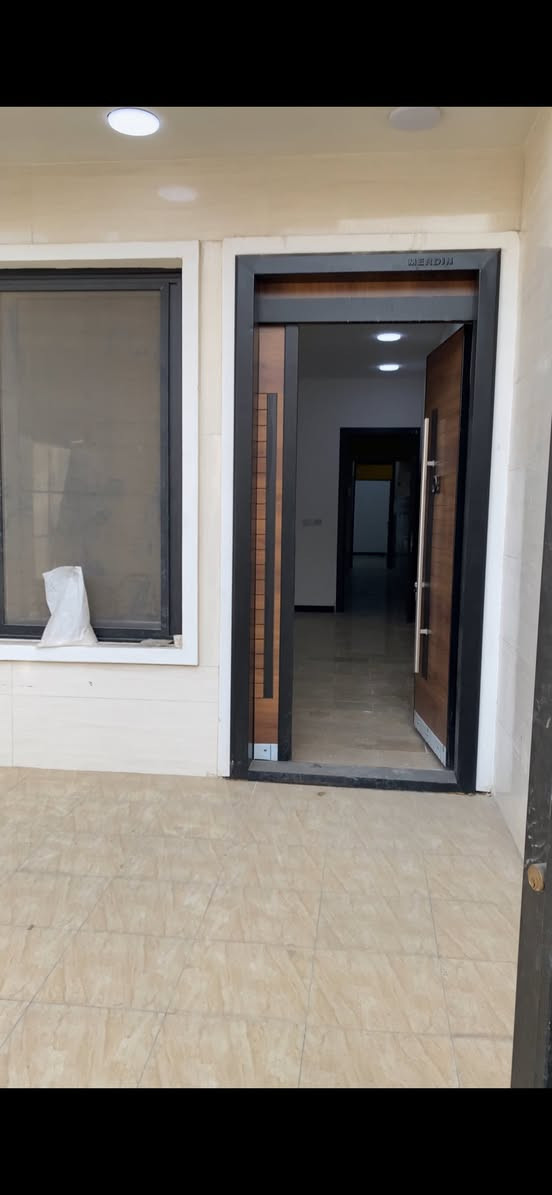 السلام عليكم للبيع مشتمل العنوان البياع الاولى التفاصيل داخل الفيديو والسعر كذلك *********** واتساب تلبكرام
