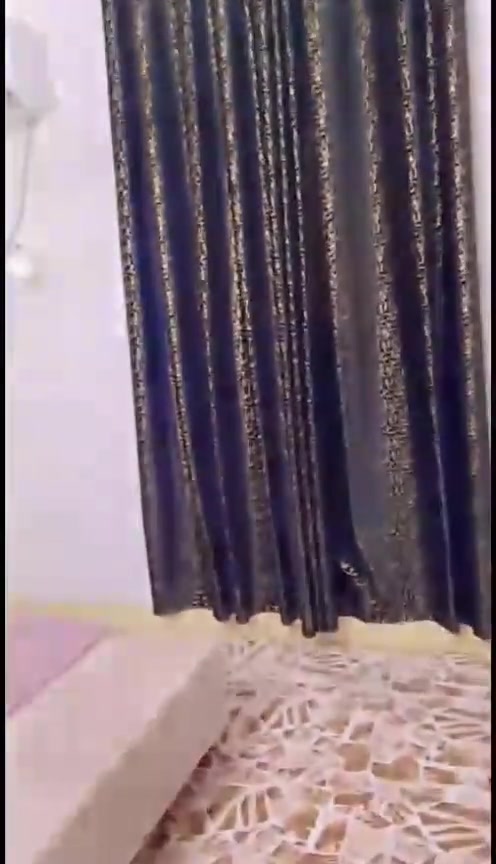 غرفة نوم نضيفة سعر 600وبيه مجال عنوان هيت 
@


**إذا كنت صاحب هذا الإعلان وتريد حذفه لأي سبب، رجاءا أرسل رسالة إلى الدعم الفني**