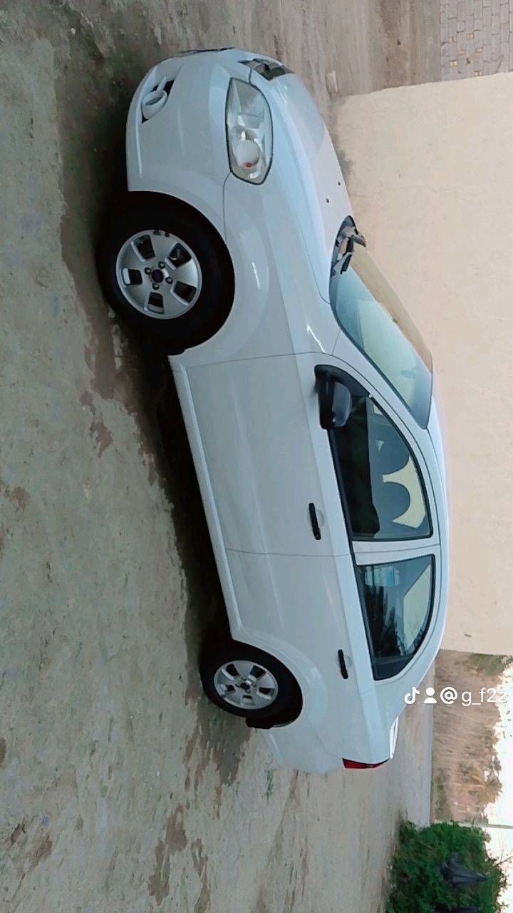 افيو كفاله عامه موديل 15 محرك 1400 سياره جهازه خير من الله رقم اربيل وكاله بسمي. 
. 
. 
السعر ب80 وبيه مجال 
مكاني بالديوانيه قضاء الشاميه الرقم ***********