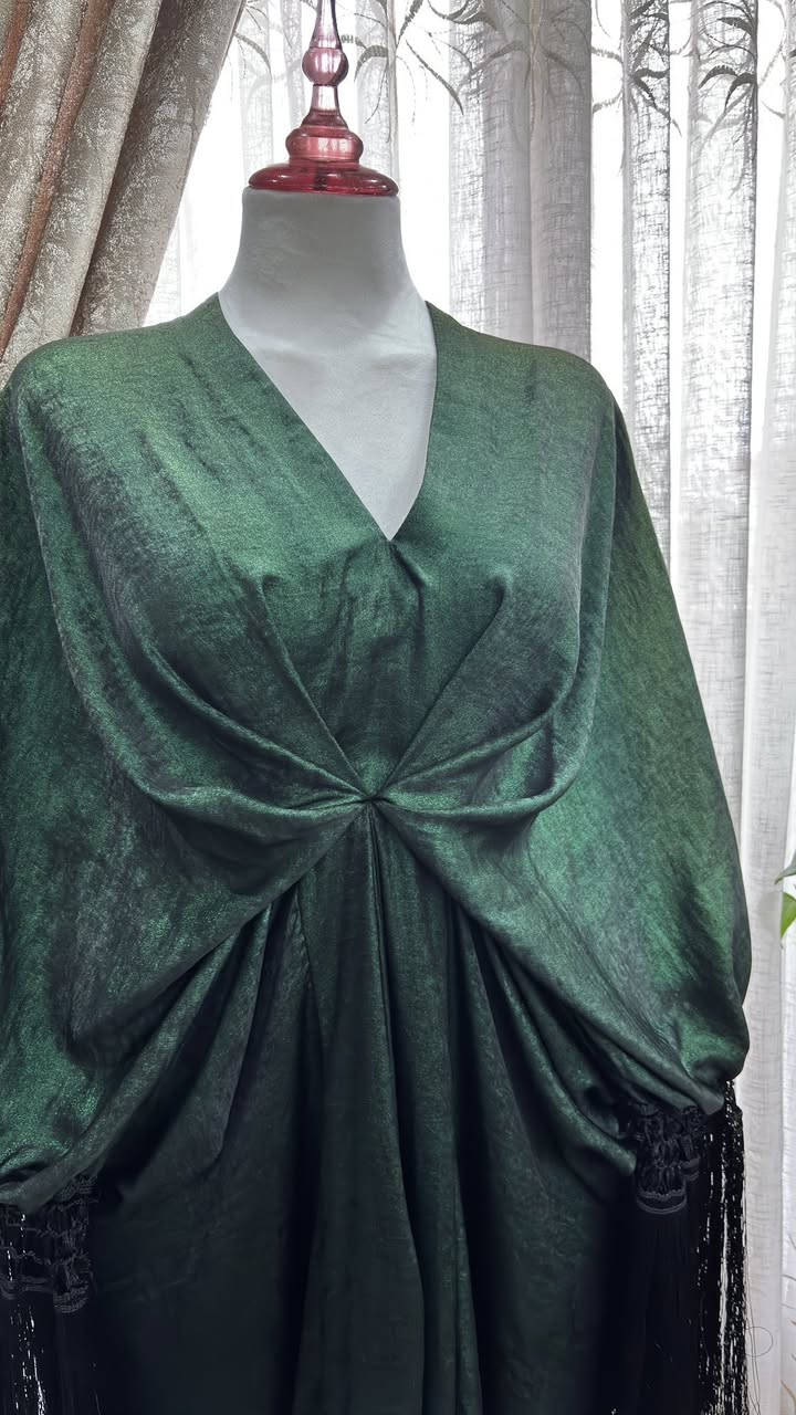 مجموعة من الفساتين استخدام واحد فقط نظيفة جدا 
باسعار مناسبة 
عند شراء بسعر 100 الف هدية فستان مجاني مع كل طلب 
موجود توصيل 3 الاف


**إذا كنت صاحب هذا الإعلان وتريد حذفه لأي سبب، رجاءا أرسل رسالة إلى الدعم الفني**