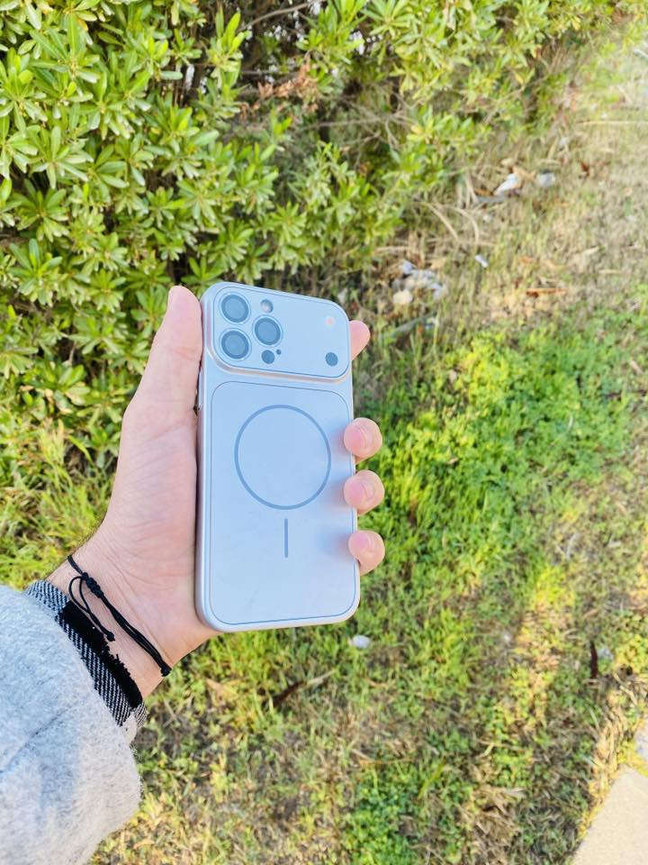 ايفون13برو ماكس شخط مابي لوك256كيكه دبل سيمZAجهاز امبدل شاشه نوعيهddاصليه بلادي 3خيارات وبطاريه هم اصليه100 للبيع سعره400وبي مجال قليل مكاني كركوك***********
