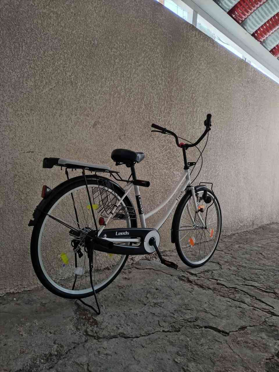 بايسكل ايدز ياباني باله كفاله شراي خاص غالي بايسكل مشتري  غالي ومتعوب عليه محتاج اريد ابيعا مكاني بصره  خاص او واتساب مو شراي لايجي غالي بايسكل ***********
