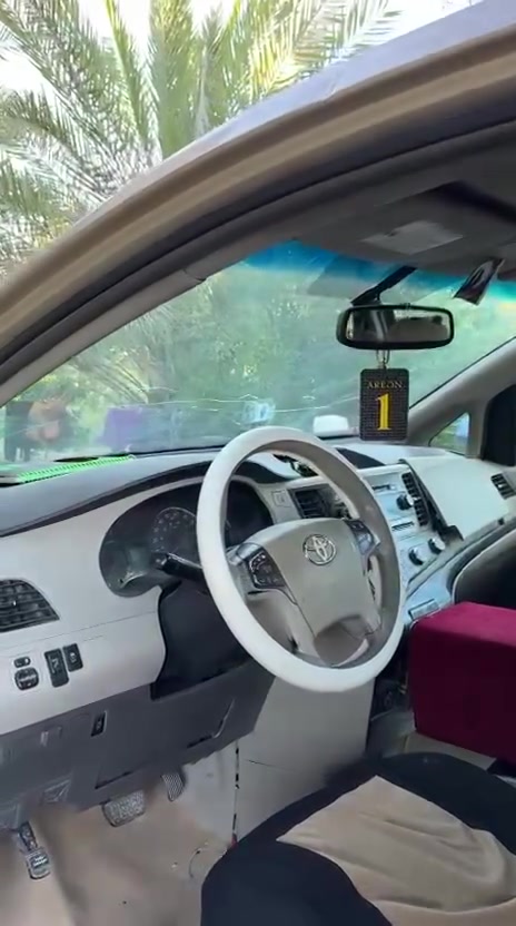 سينا موديل ١١ للبيع قماره جارده وبنيد كيرمحرك مكفول تبريد شغال ضربته باب الصندوق يم الرقم السعر ١٣٠ مكانه بابل.***********
