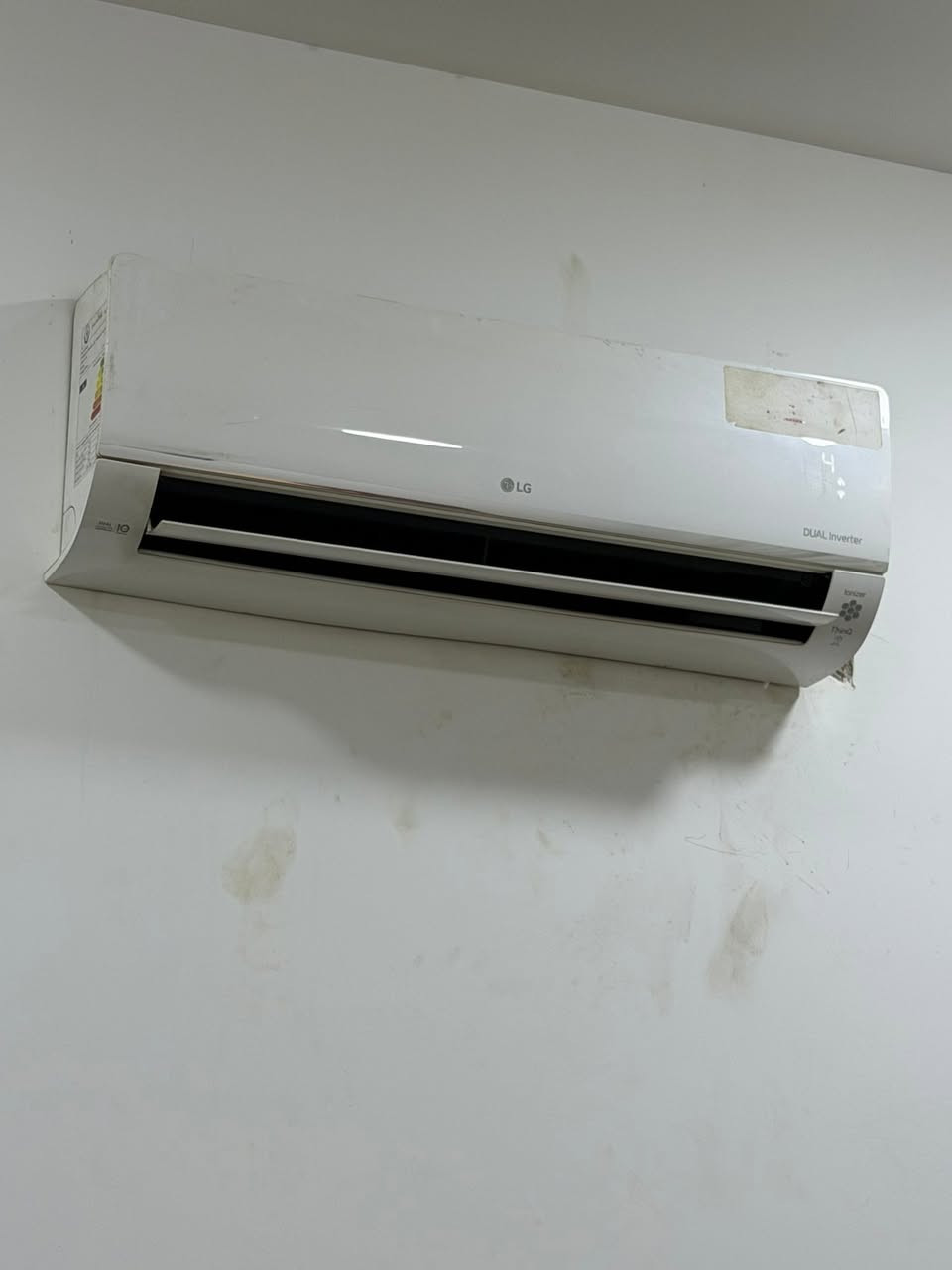 سبالت 2 للبيع استخدام موسم واحد
سبلت LG طن  dual inverter مواصفاتة معروفة الاصلي وكالة خوشناو 

سبلت Tcl inverter pro 1.5 طن ونص  6 تحكمات بالامبيرية 
سعر السبالت ثنيهن مليون و300 الف دينار عراقي 

الموقع بغداد حي الجهاد 
للتواصل واتساب 
*********** 
او خاص
